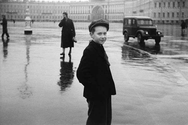 Duane Michals – Chico en Leningrado, 1958