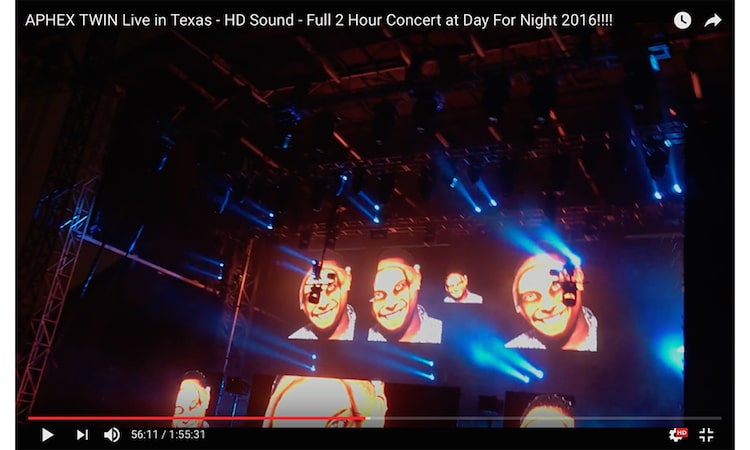 Captura de pantalla de video del usuario AudioTelepathy de YouTube, Aphex Twin en el festival Day for Night, 17 de Diciembre, 2016